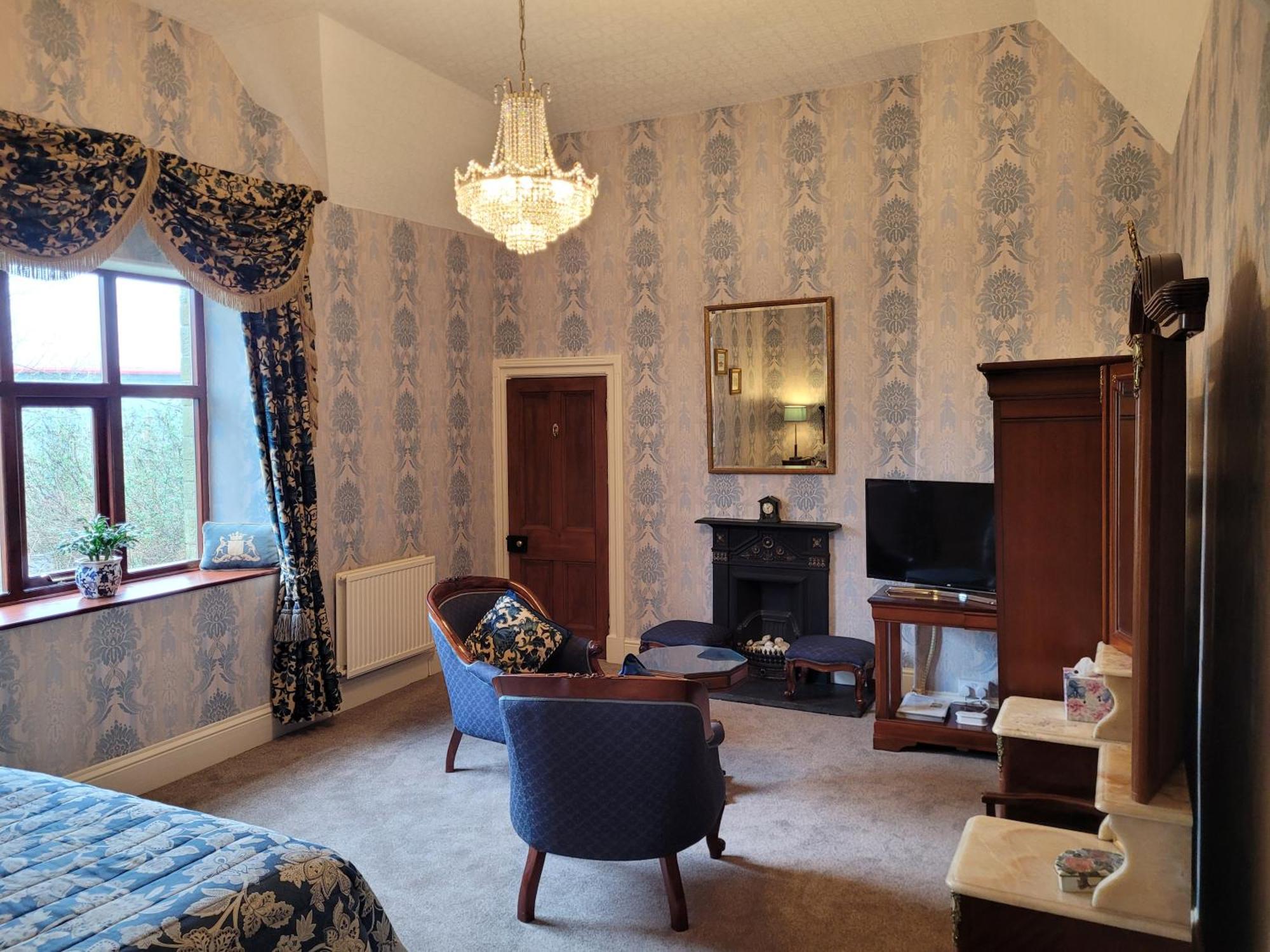 St David'S Guesthouse Хаверфордуэст Экстерьер фото