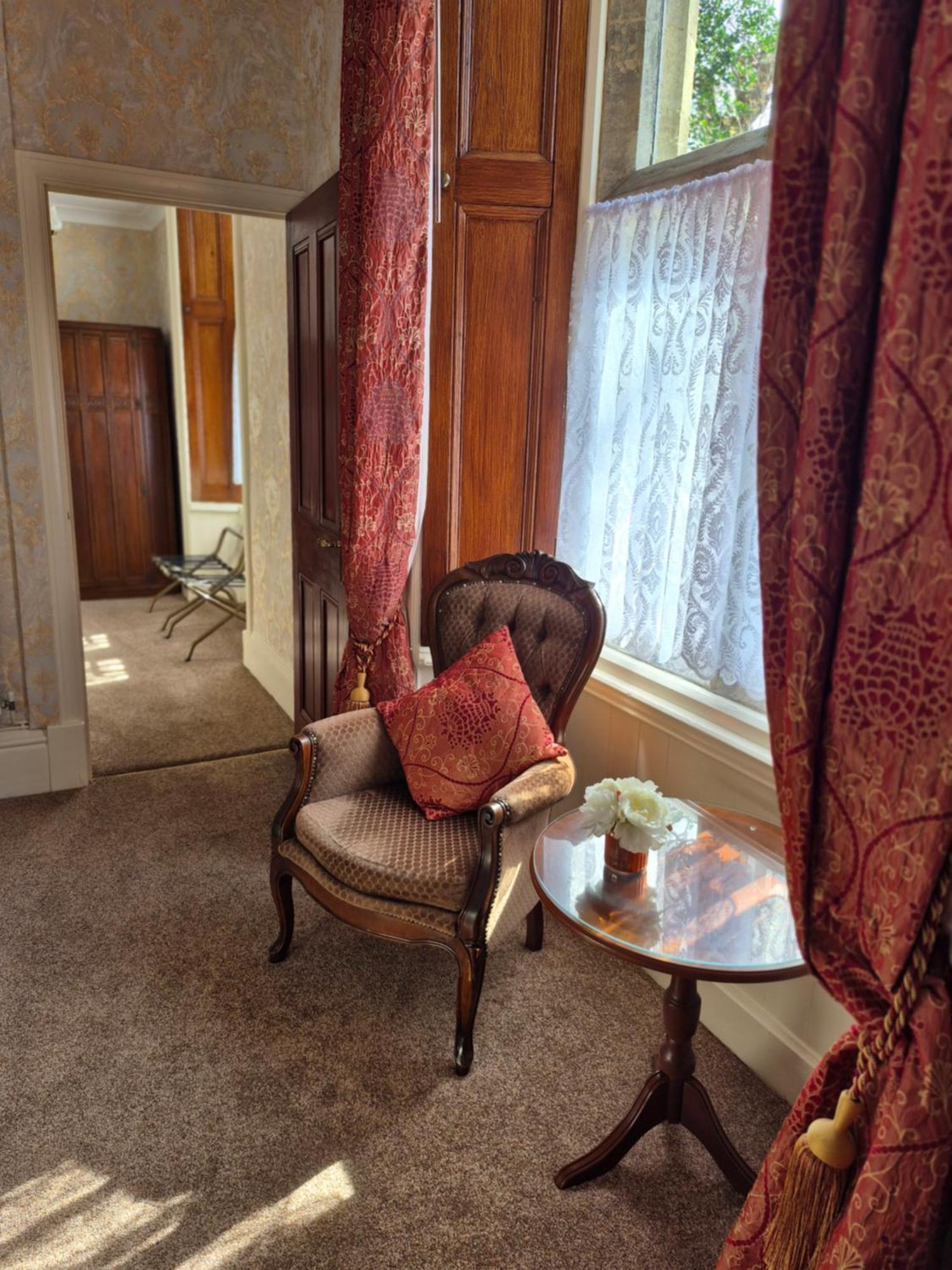St David'S Guesthouse Хаверфордуэст Экстерьер фото