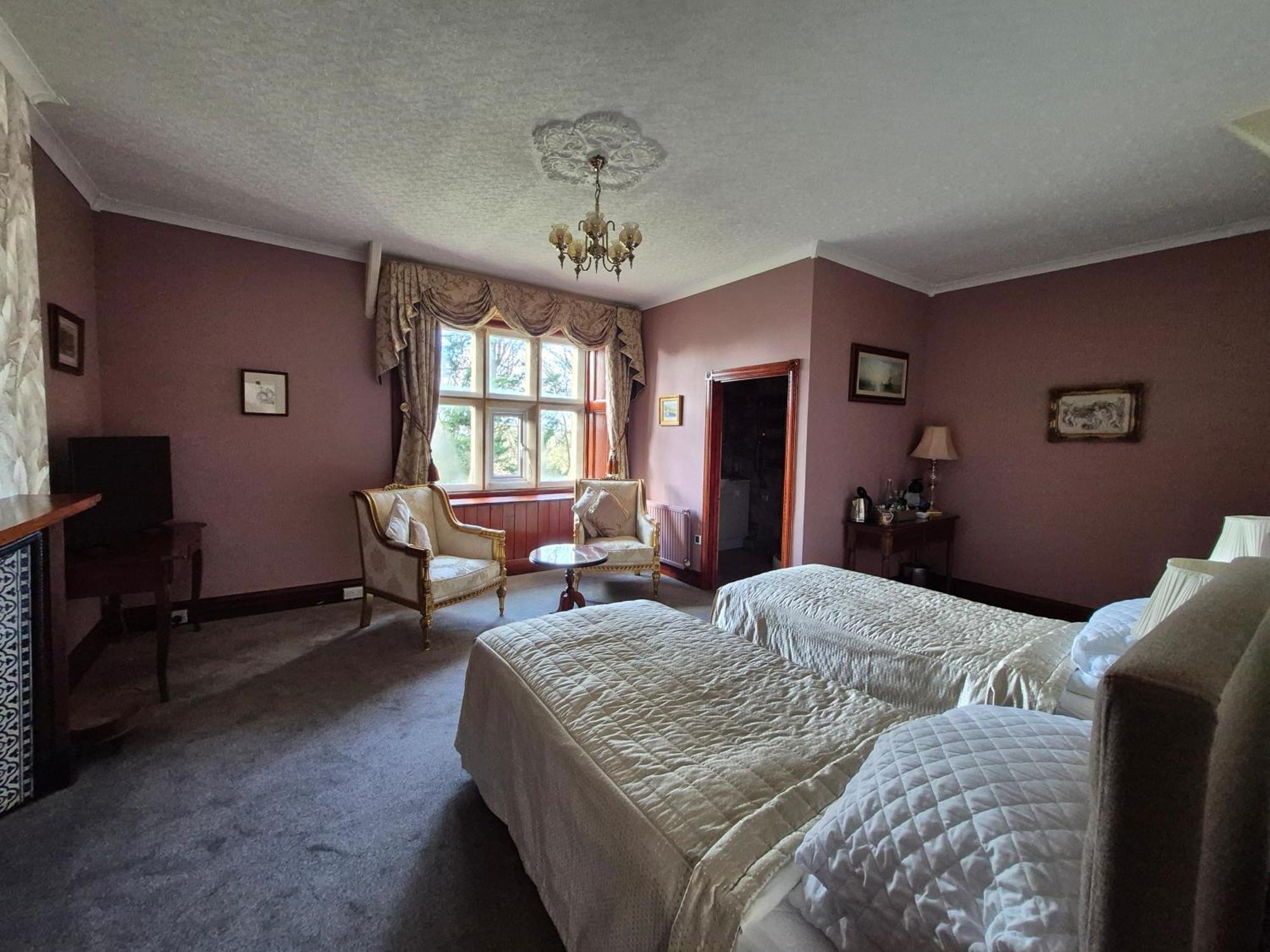 St David'S Guesthouse Хаверфордуэст Экстерьер фото