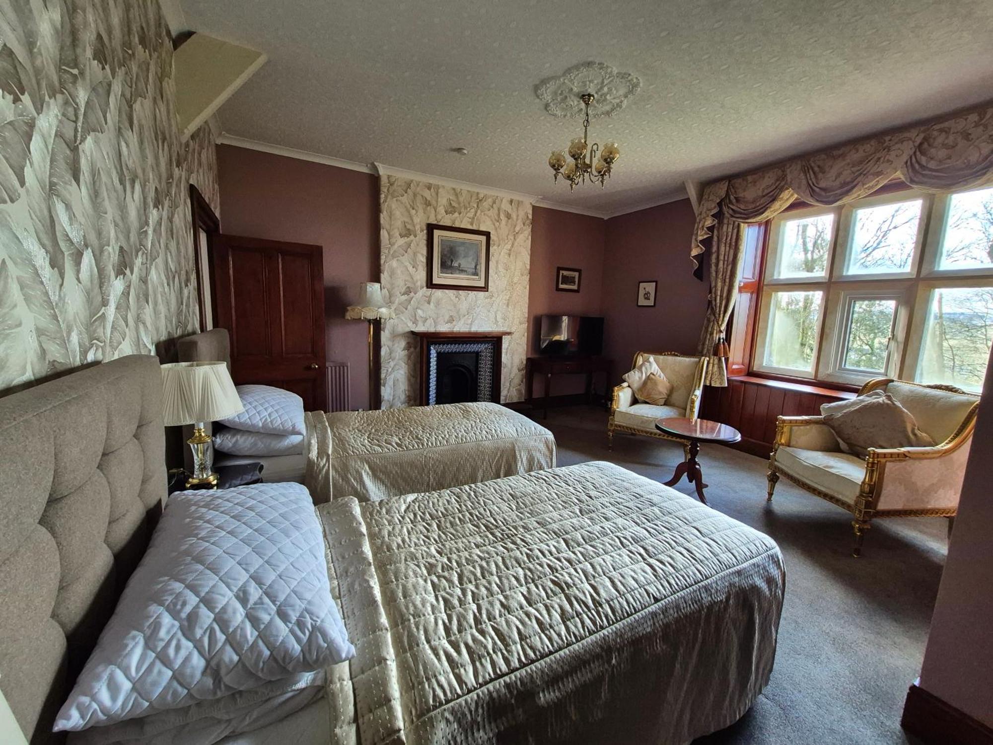 St David'S Guesthouse Хаверфордуэст Экстерьер фото