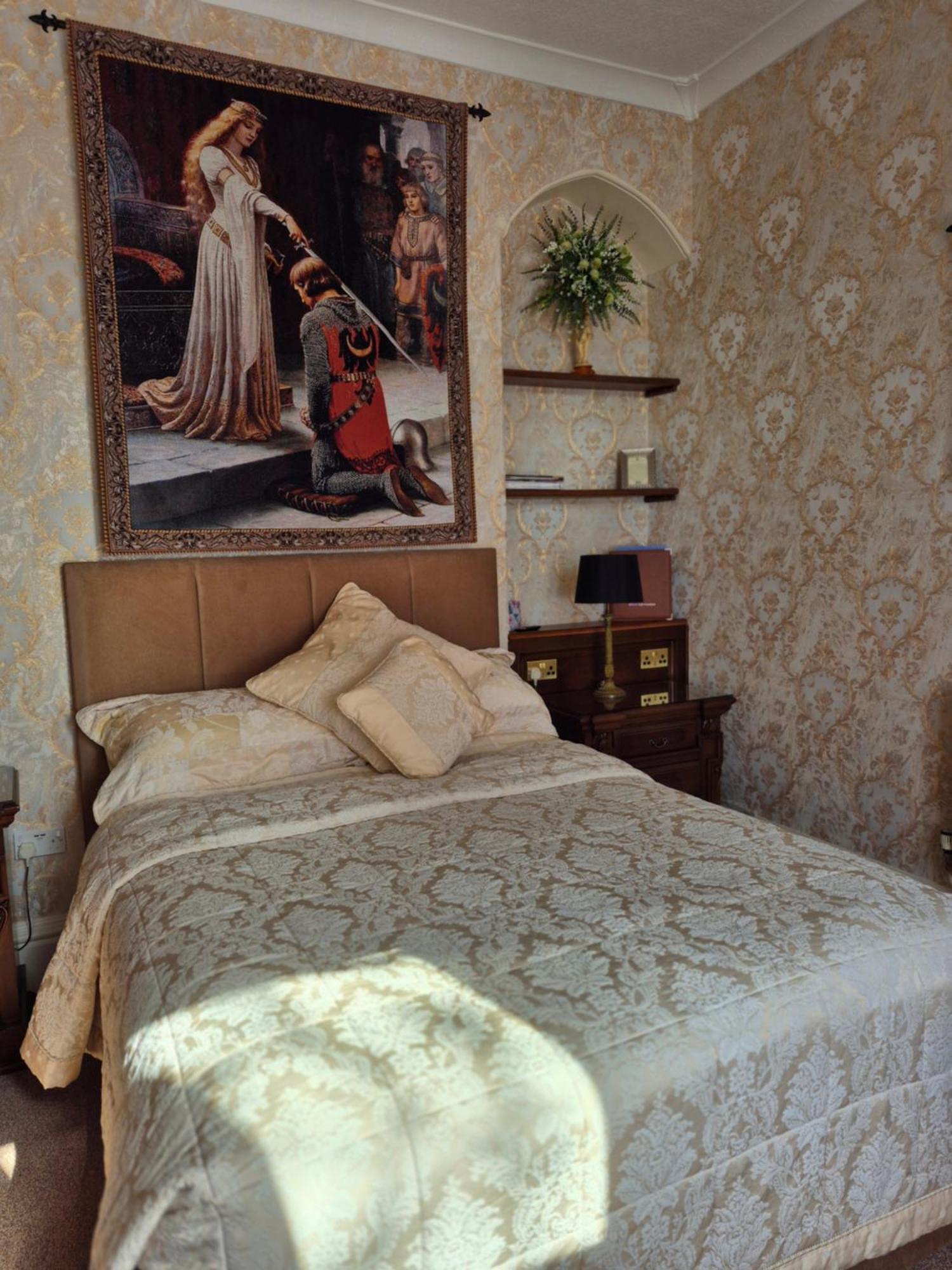St David'S Guesthouse Хаверфордуэст Экстерьер фото