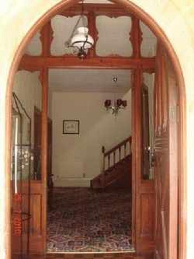 St David'S Guesthouse Хаверфордуэст Экстерьер фото